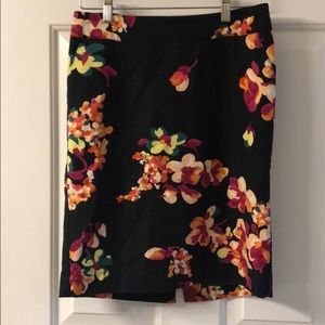 Floral/black pencil skirt